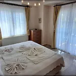 Crocus - Private 3 Bedroom In Ovacik פאטהיה